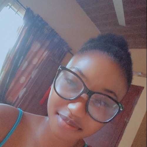 Aluta E. profile photo