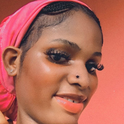 queen v. profile photo