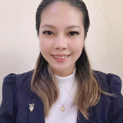 claire f. profile photo