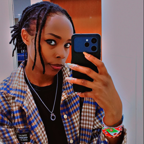 Ivy J. profile photo