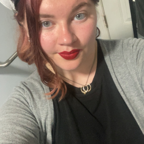 Faye M. profile photo