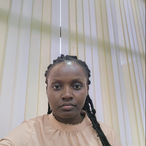 Lora M. profile photo