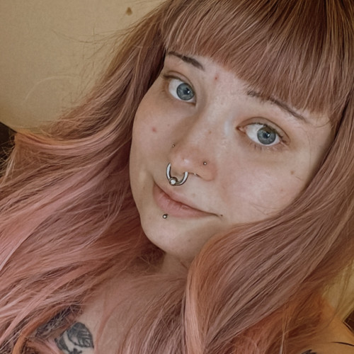 Effy D. profile photo