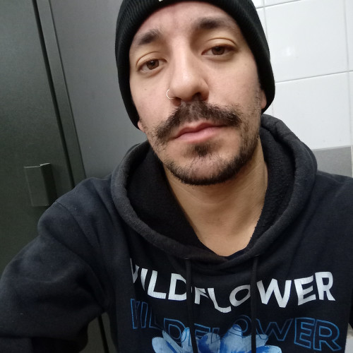 Ezequiel R.