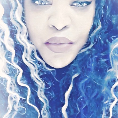 Ikicia G.