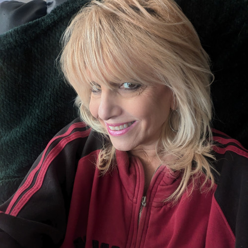 PAMELA E. profile photo