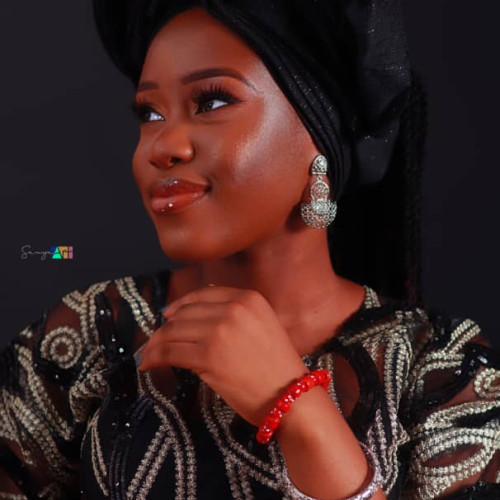 usraw b. profile photo