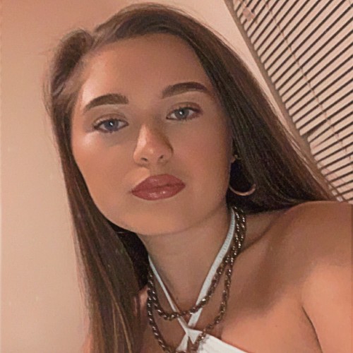 Leigha G.