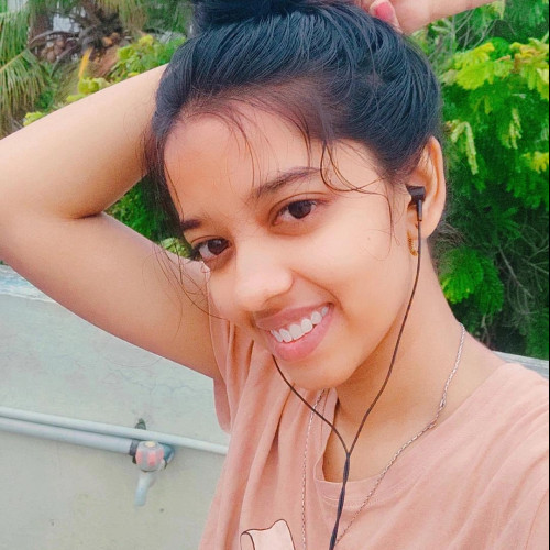Divya L. profile photo