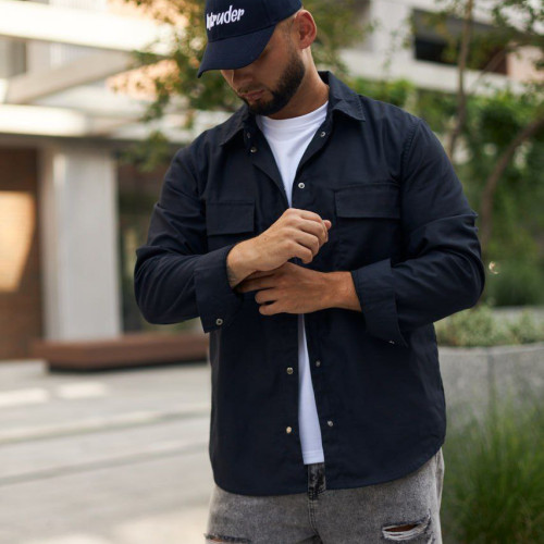 Martin F.