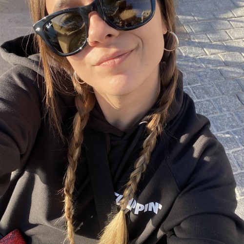 agostina m.