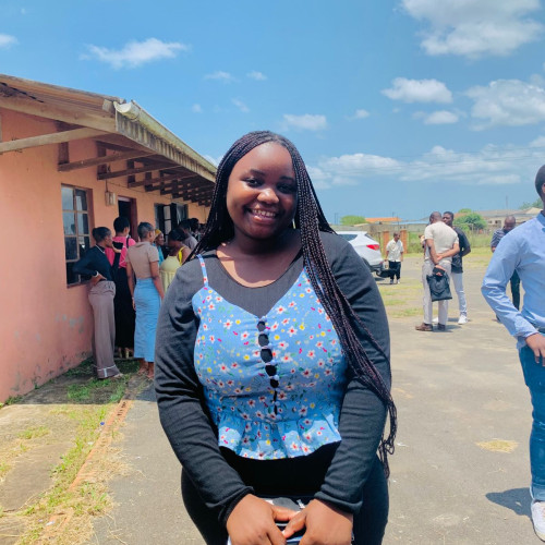 luyanda  m. profile photo