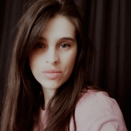 Annabelle R.