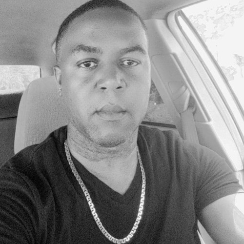 Marlon D.