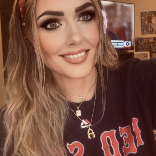 allie K. profile photo