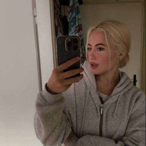 Angelina M. profile photo