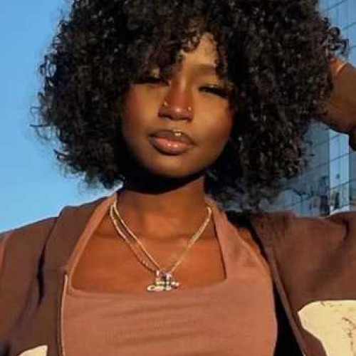 zizi w. profile photo