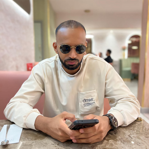 VIVEK V. profile photo