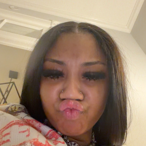 Renia W. profile photo