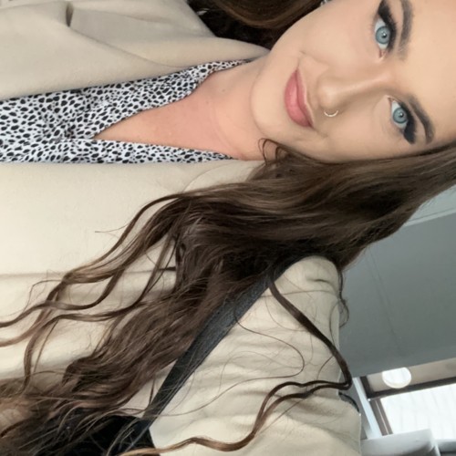 Jasmin R.