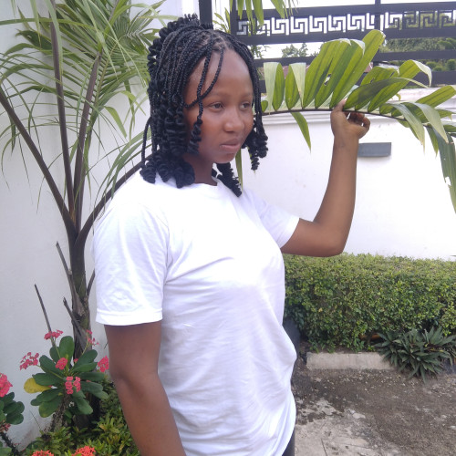 Bueaty L. profile photo