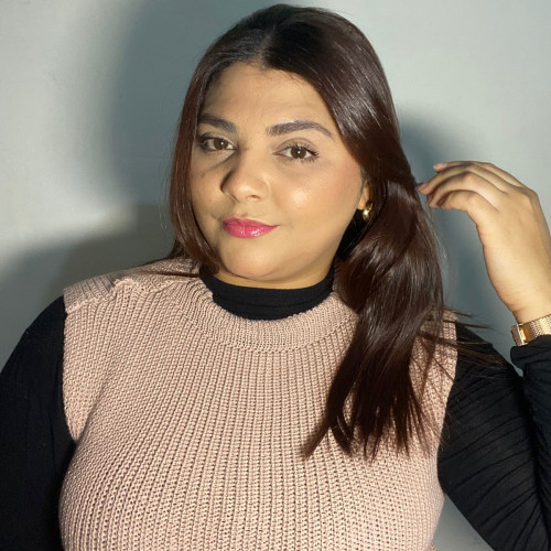 THAINA D. profile photo