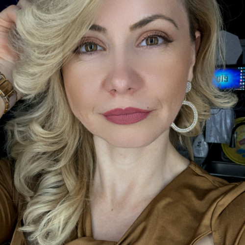Ana Roxana T. profile photo