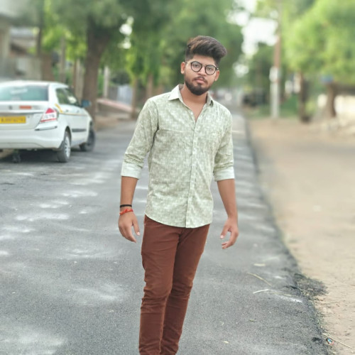 Ayur V. profile photo