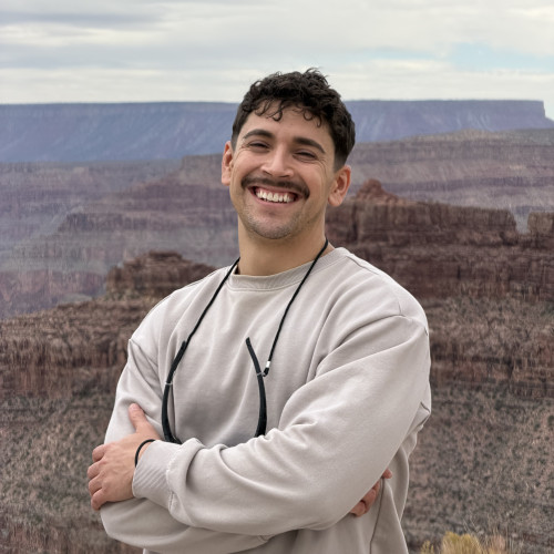 Yoyo A. profile photo