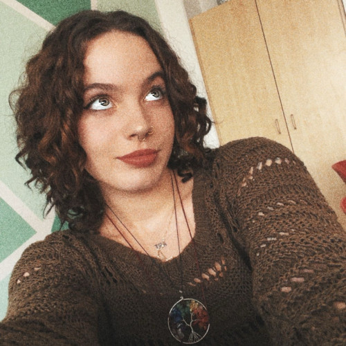 Maggie W.
