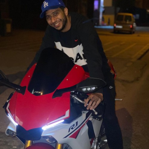 taha e. profile photo