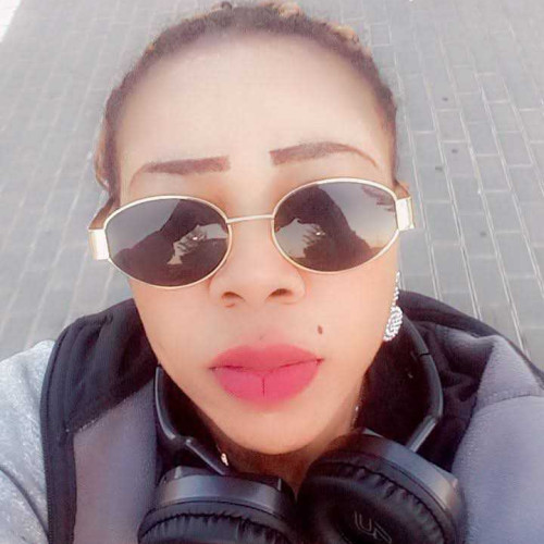 liza l. profile photo