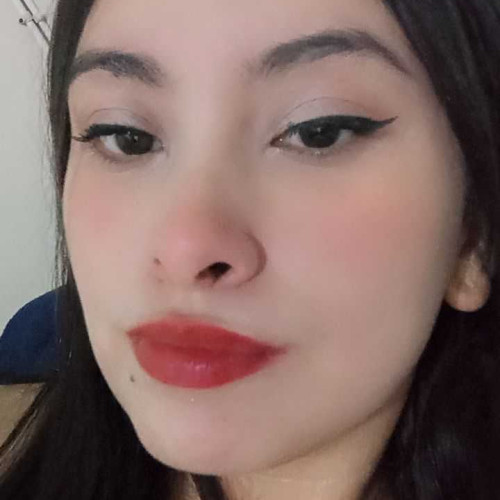 juli g. profile photo