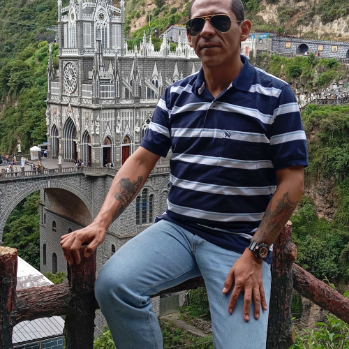 Fernando B.