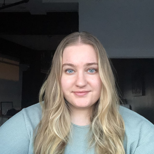 Elizabeth R. profile photo