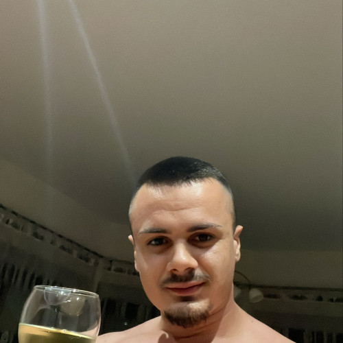 Ajnur B. profile photo