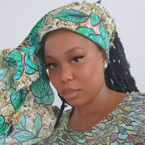 queenas l. profile photo