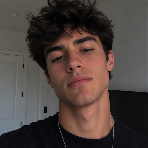 Jhon L. profile photo