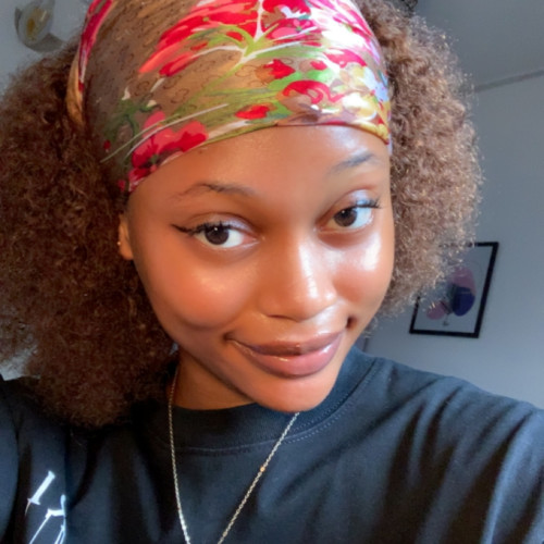 Essy S. profile photo