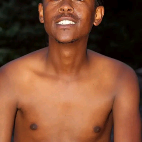 Qhawe  R. profile photo