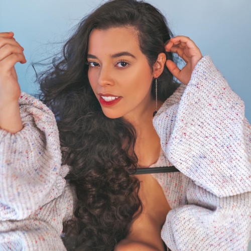 Letícia I.