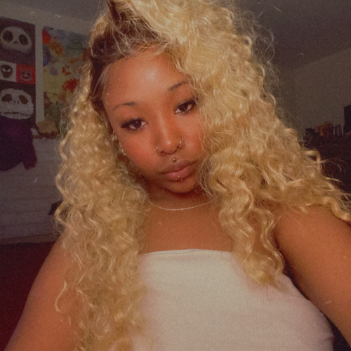 Nina B. profile photo