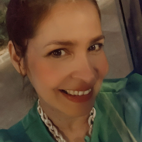 Iris G. profile photo