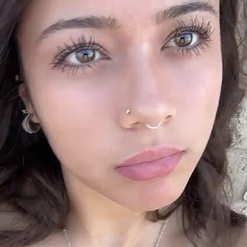 Bella C. profile photo