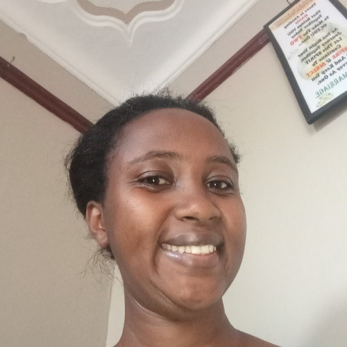 Winnie  M. profile photo