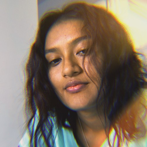 Xochilt  L. profile photo