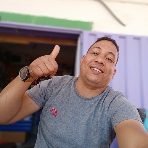 Lahcen R. profile photo