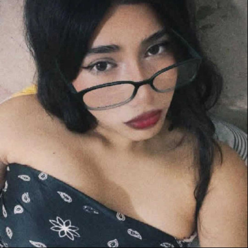 Luana J.