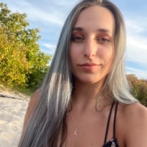 Emilija Ž. profile photo