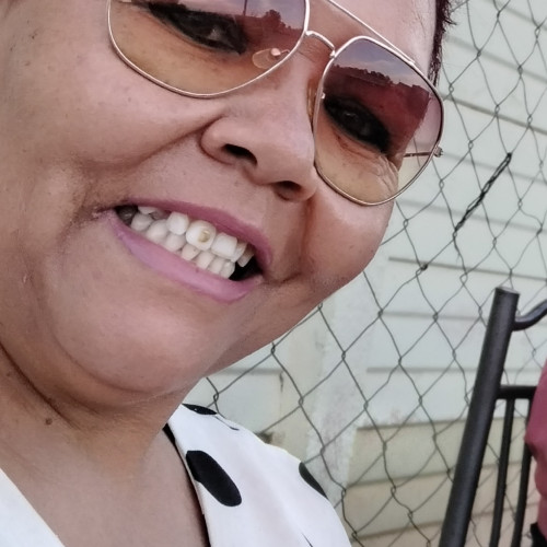 Liesl  F. profile photo